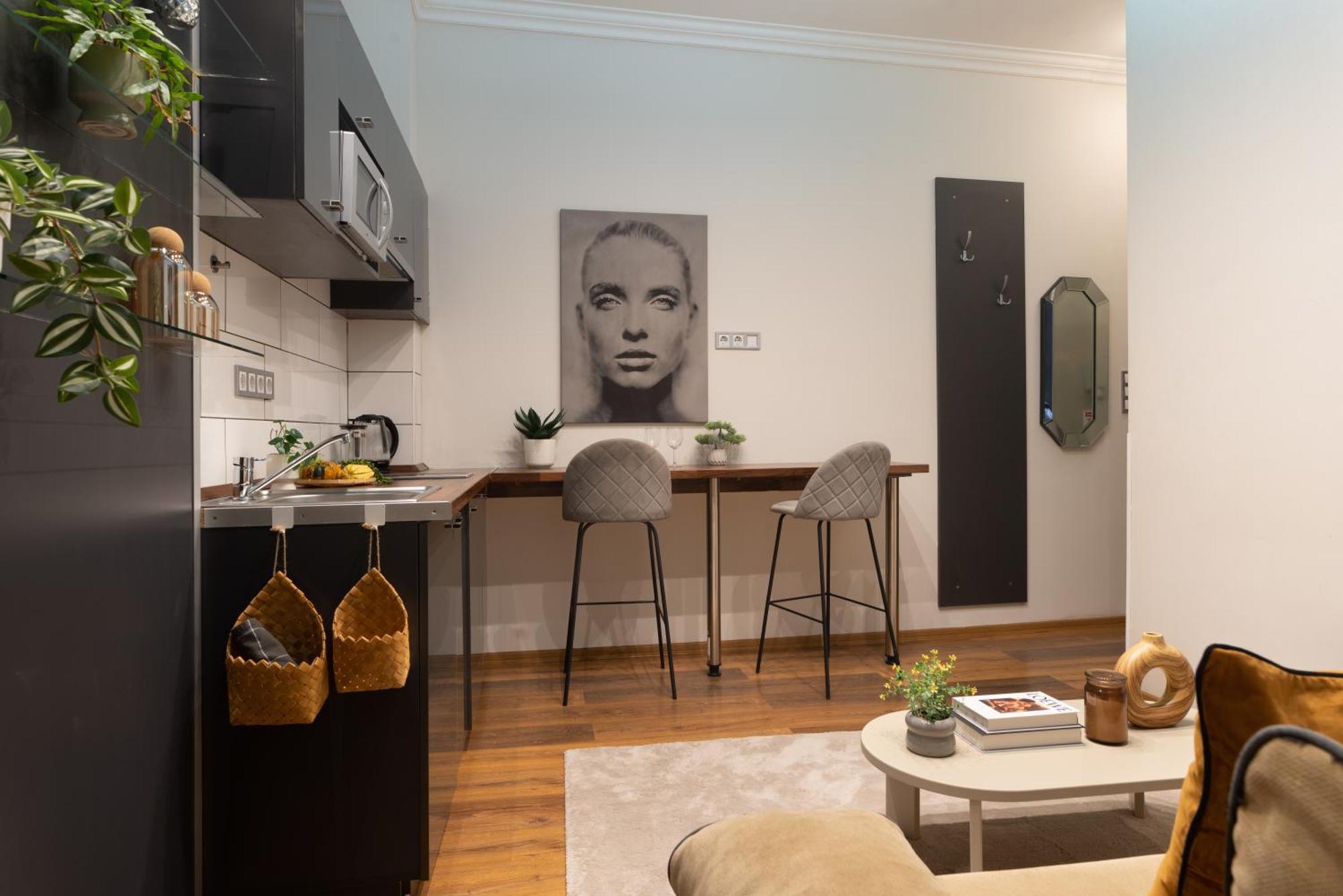 Chic Central 1Br Retreat Near New York Cafe With View Budapesta Exterior foto